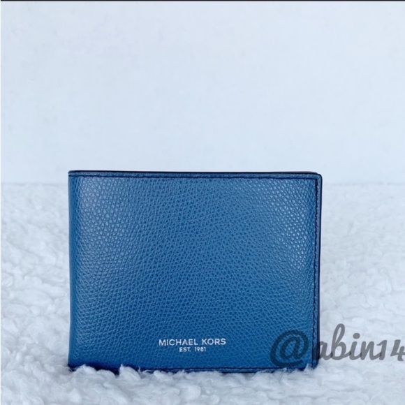 NWT Michael Kors Slim Billfold Leather Wallet - Picture 2 of 9